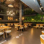 Hotel apartamentowy Diamond Aqua 4*