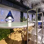 Diamond Aqua 4*