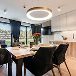 Diamond Aqua Hotel apartamentowy 4*