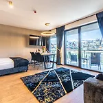 Hotel apartamentowy Diamond Aqua 4*