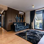 Diamond Aqua Hotel apartamentowy 4*