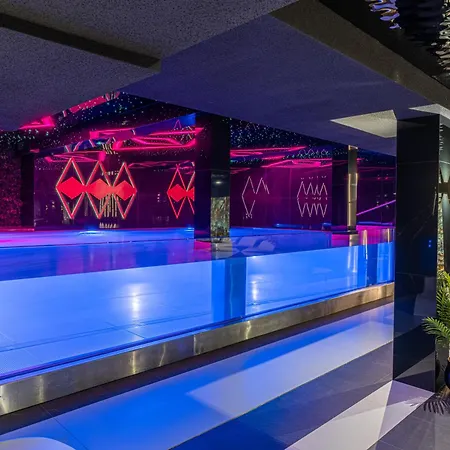 Diamond Aqua Апарт-отель 4*