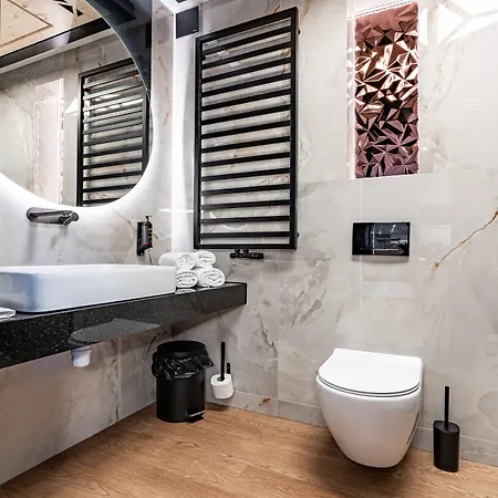 Aparthotel Diamond Aqua 4*