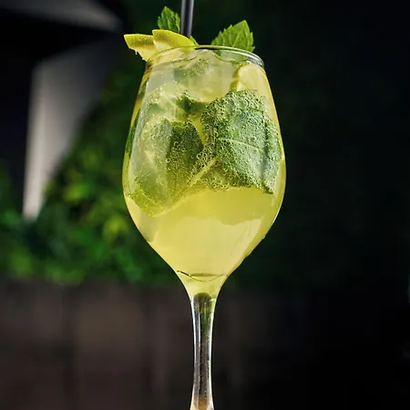Апарт-отель Diamond Aqua 4*