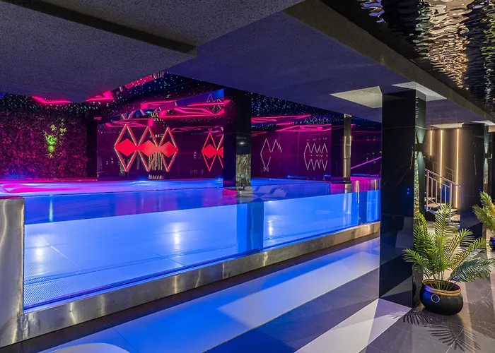 Diamond Aqua Hotel apartamentowy 4*