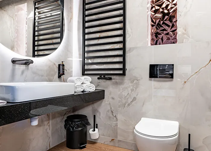 Aparthotel Diamond Aqua 4*