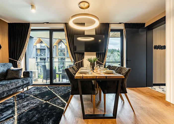 Diamond Aqua Aparthotel